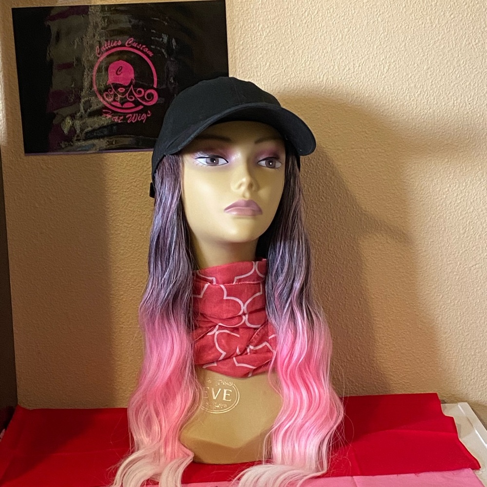 Callies Custom hat wig - Picture 2 of 4
